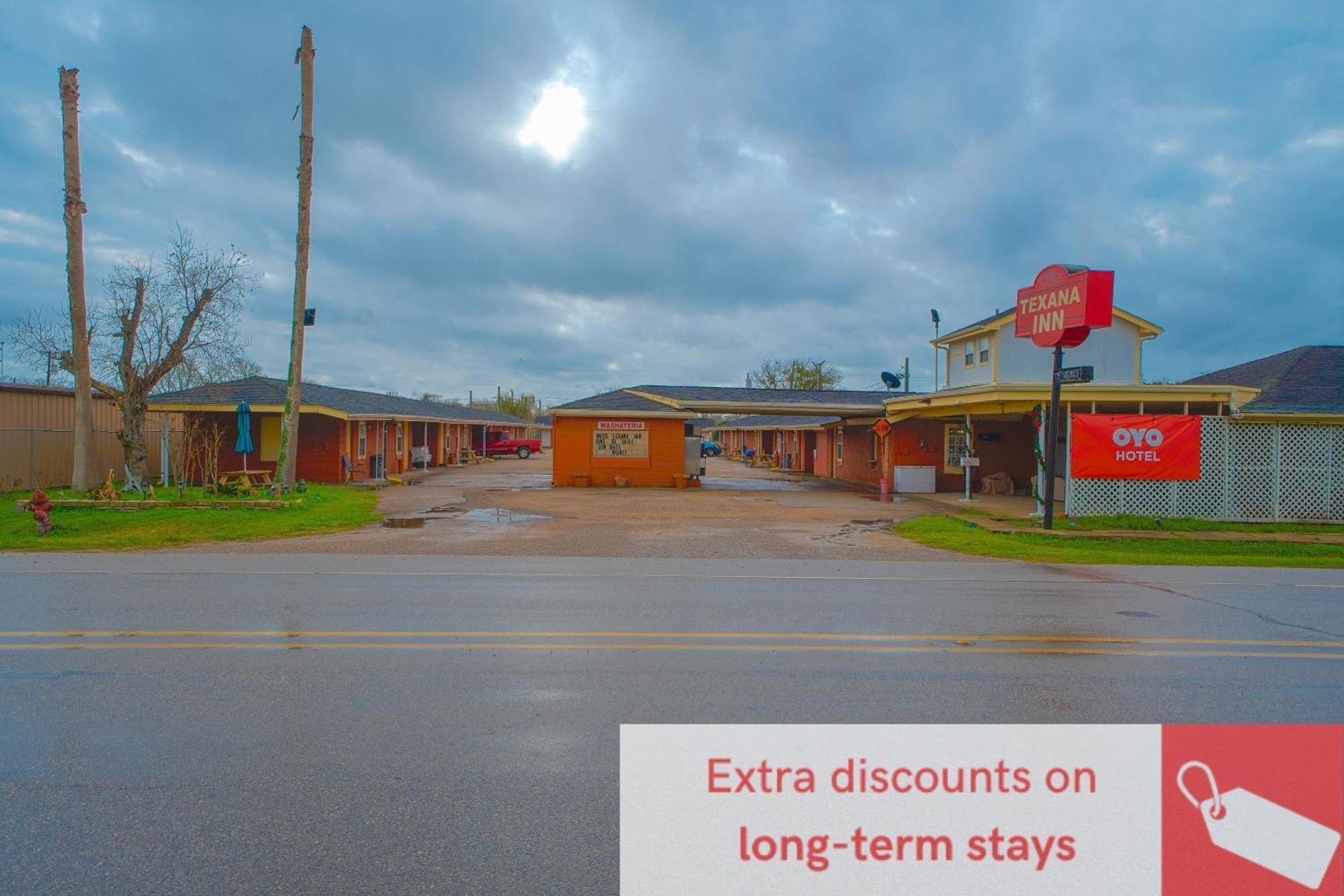 Texana Inn Edna By Oyo Extérieur photo